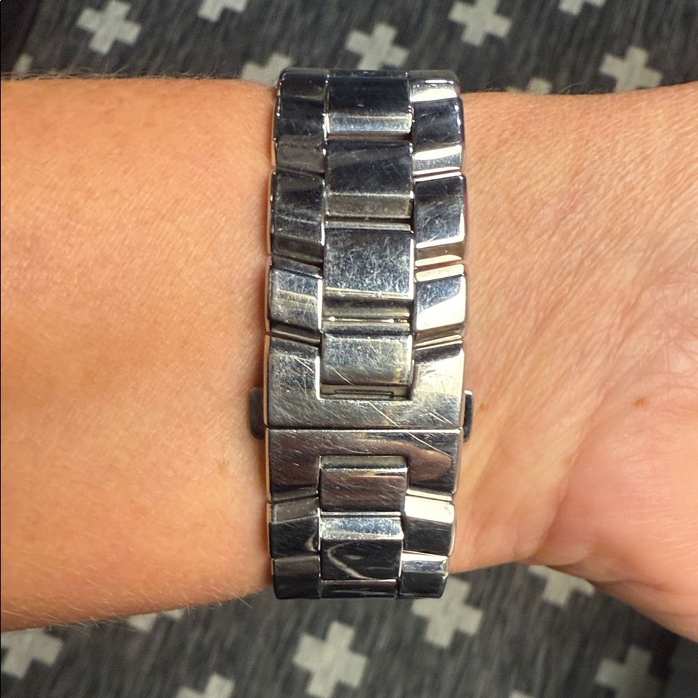 Movado Eliro Black and Silver Wearable Timepiece - Picture 2 of 5